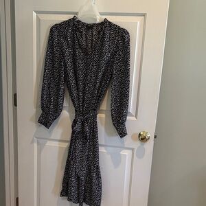 Ann Taylor Black and Cream Long Sleeve Dress